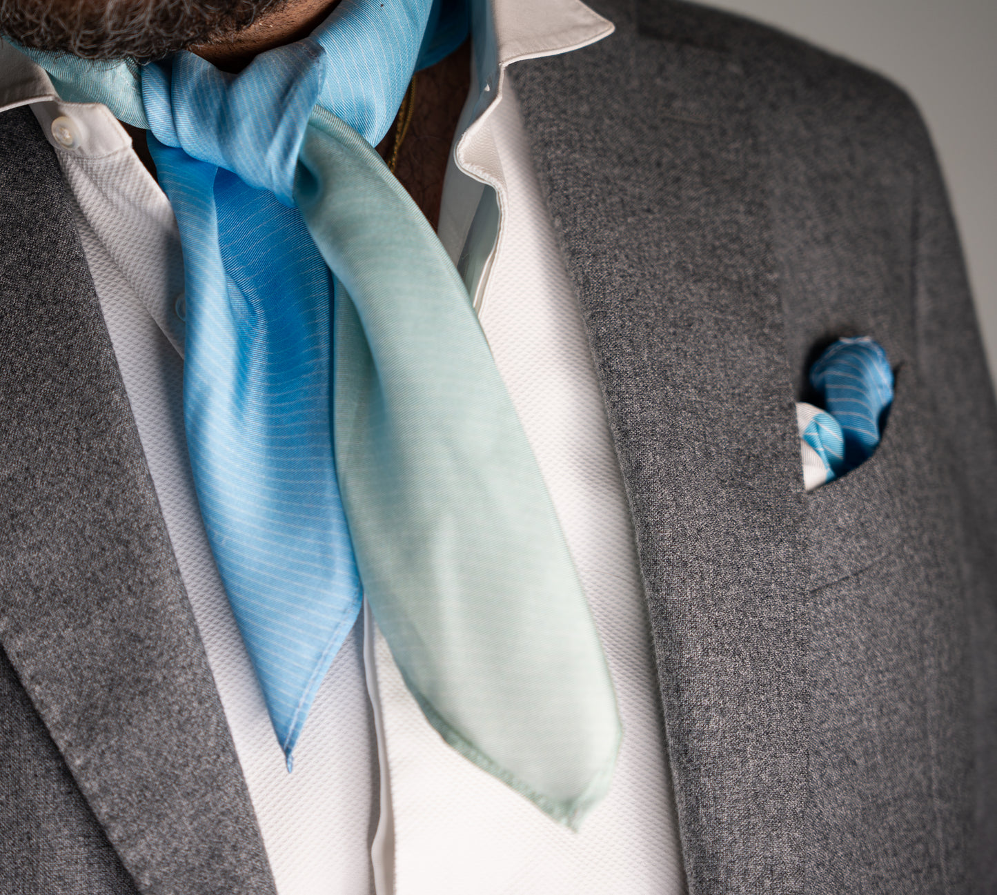 Scarf SUSCEPTO